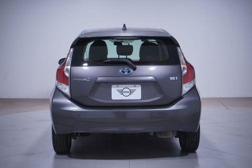 2016 Toyota Prius c Four