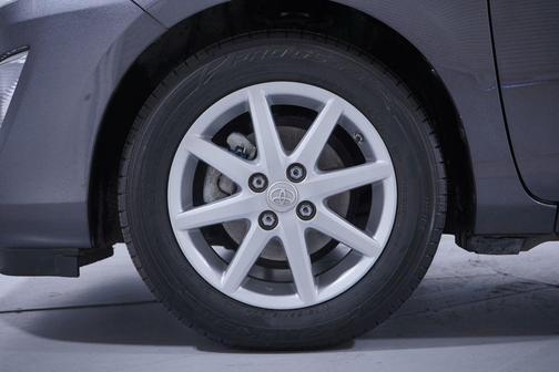 2016 Toyota Prius c Four