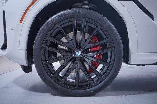 2026 BMW X6 xDrive40i