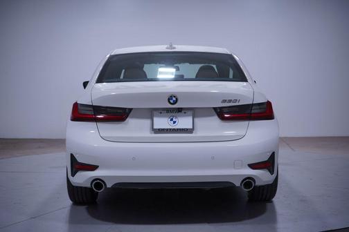 2022 BMW 330 330i