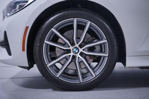 2022 BMW 330 330i