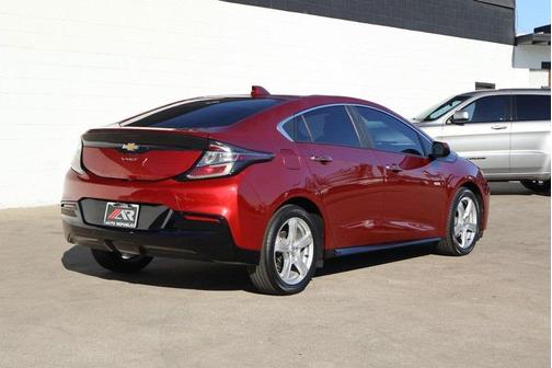 2018 Chevrolet Volt LT