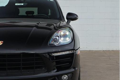 2018 Porsche Macan Base
