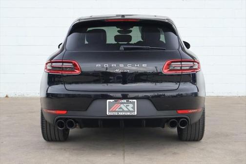 2018 Porsche Macan Base