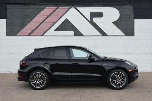 2018 Porsche Macan Base