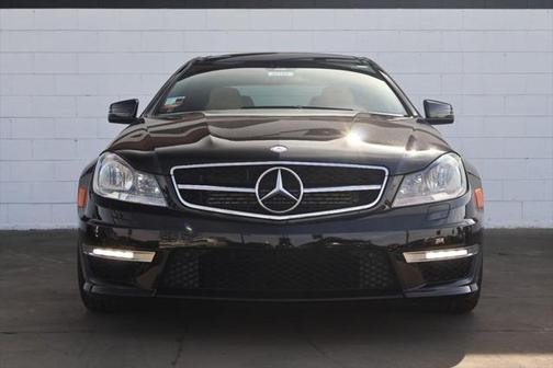 2012 Mercedes-Benz C-Class Coupe w/multimedia package