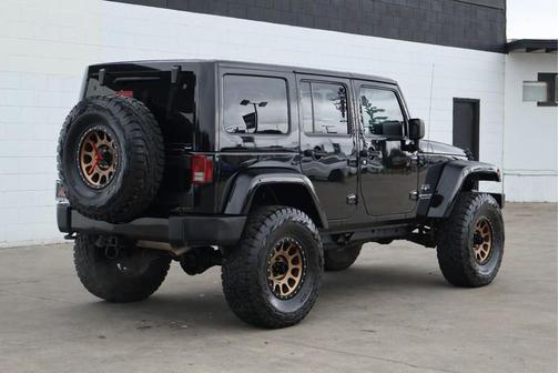 2016 Jeep Wrangler Unlimited Sahara