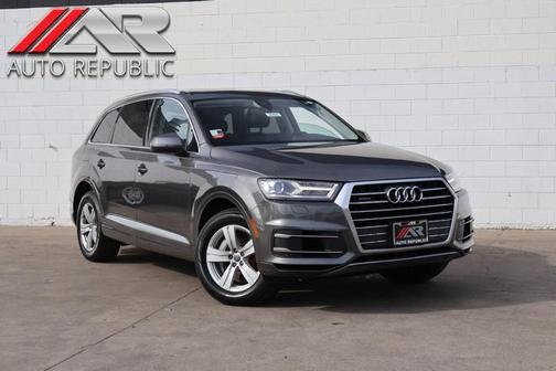 2019 Audi Q7 45 Premium