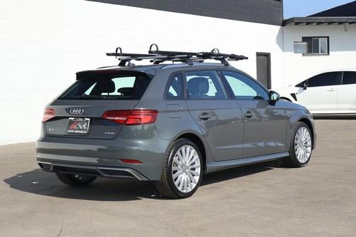 2017 Audi A3 e-tron 1.4T Premium