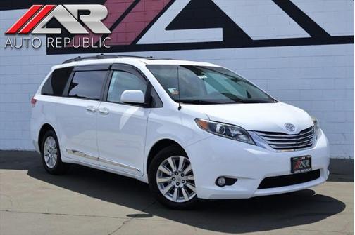 2014 Toyota Sienna XLE