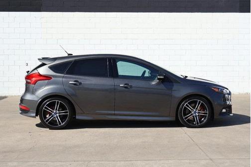 2016 Ford Focus ST