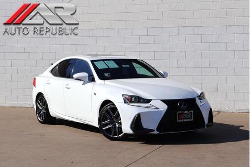 2019 Lexus IS 300 Base