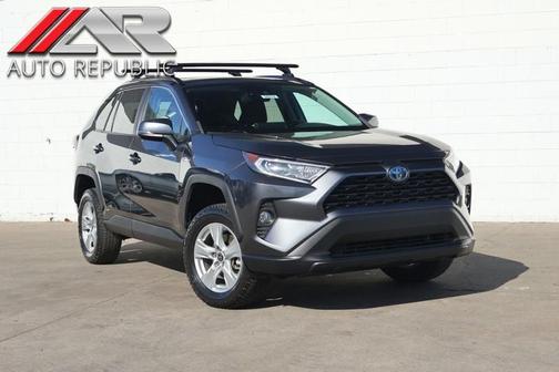 2021 Toyota RAV4 Hybrid XLE