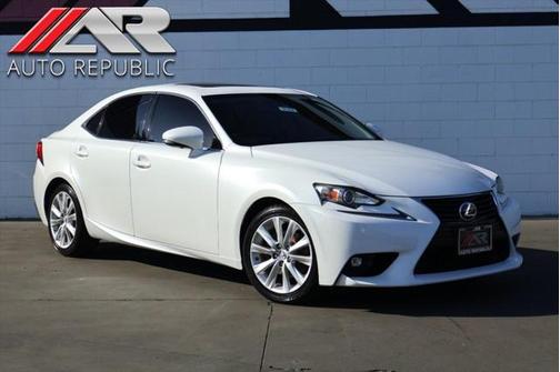 2015 Lexus IS 250 Crafted Line
