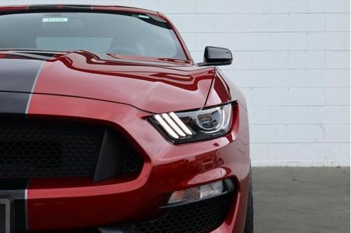 2019 Ford Shelby GT350R Base