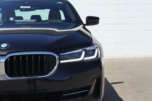 2022 BMW 530 i