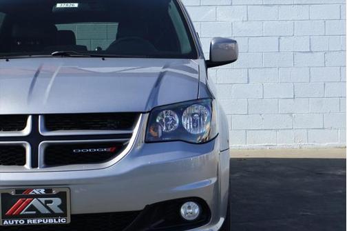 2016 Dodge Grand Caravan R/T
