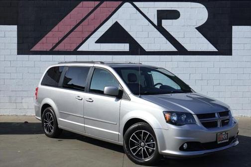 2016 Dodge Grand Caravan R/T