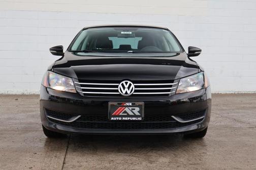 2012 Volkswagen Passat 2.5 SE