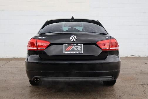 2012 Volkswagen Passat 2.5 SE
