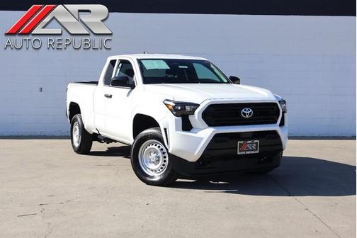 2024 Toyota Tacoma SR