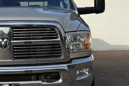 2010 Dodge Ram 2500 SLT Mega Cab