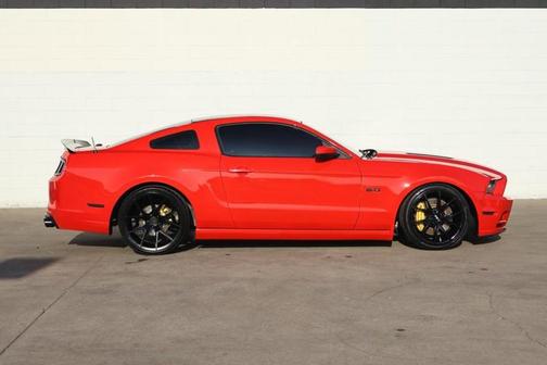2013 Ford Mustang GT Premium