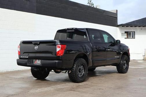 2018 Nissan Titan S