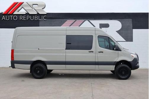 2024 Mercedes-Benz Sprinter 2500 High Roof