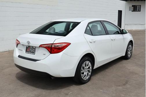 Super White 2019 Toyota Corolla LE