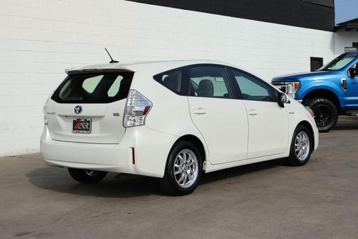 2013 Toyota Prius v Three