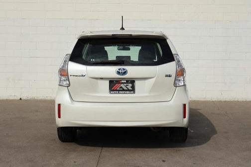 2013 Toyota Prius v Three