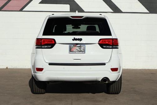 2021 Jeep Grand Cherokee Laredo