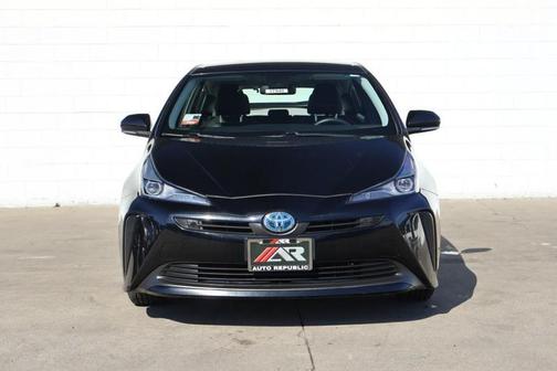 2022 Toyota Prius LE