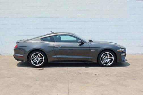 2020 Ford Mustang EcoBoost