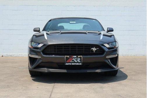 2020 Ford Mustang EcoBoost