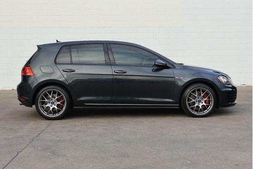 2017 Volkswagen Golf GTI 2.0T Autobahn 4-Door