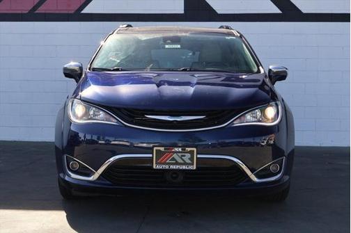 2019 Chrysler Pacifica Hybrid Limited