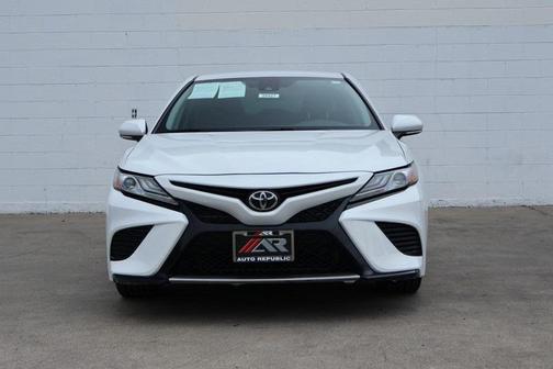 2019 Toyota Camry XSE