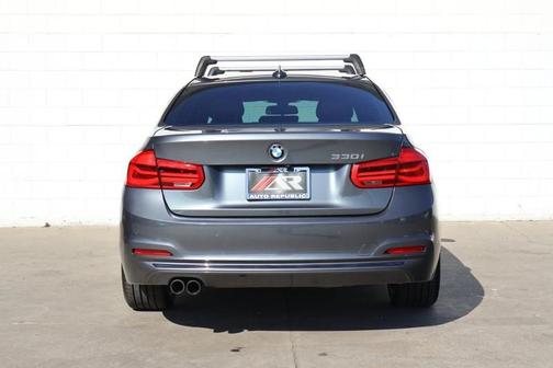 2018 BMW 330 330i