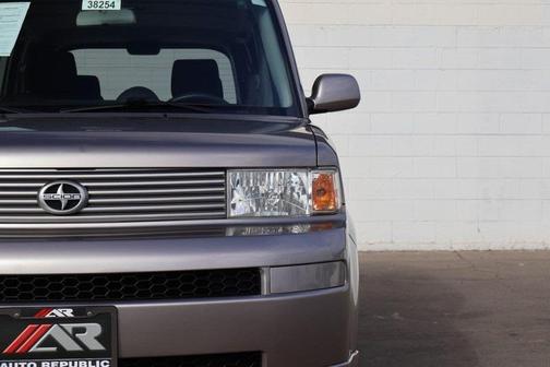 2005 Scion xB Base