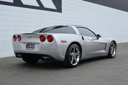 2005 Chevrolet Corvette Base