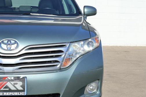 2011 Toyota Venza Base