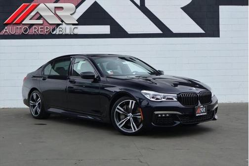 2019 BMW 750 I