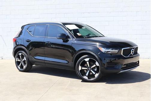 Black Stone 2019 Volvo XC40 T5 Momentum