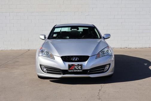 2011 Hyundai Genesis Coupe 3.8 Grand Touring