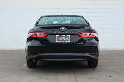 2022 Toyota Camry LE
