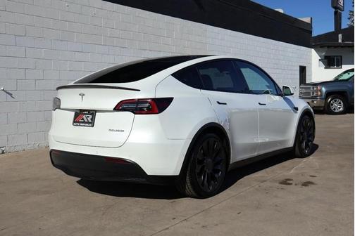 2022 Tesla Model Y Performance Dual Motor All-Wheel Drive