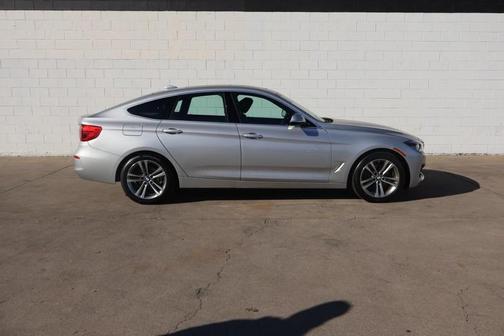 2018 BMW 330 Gran Turismo xDrive