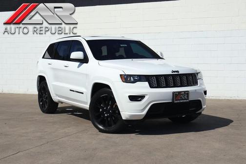 2019 Jeep Grand Cherokee Altitude